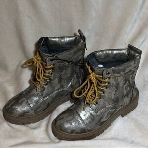 ❤ - Alpine Woods Metallic Camo‎ Work Combat Boots